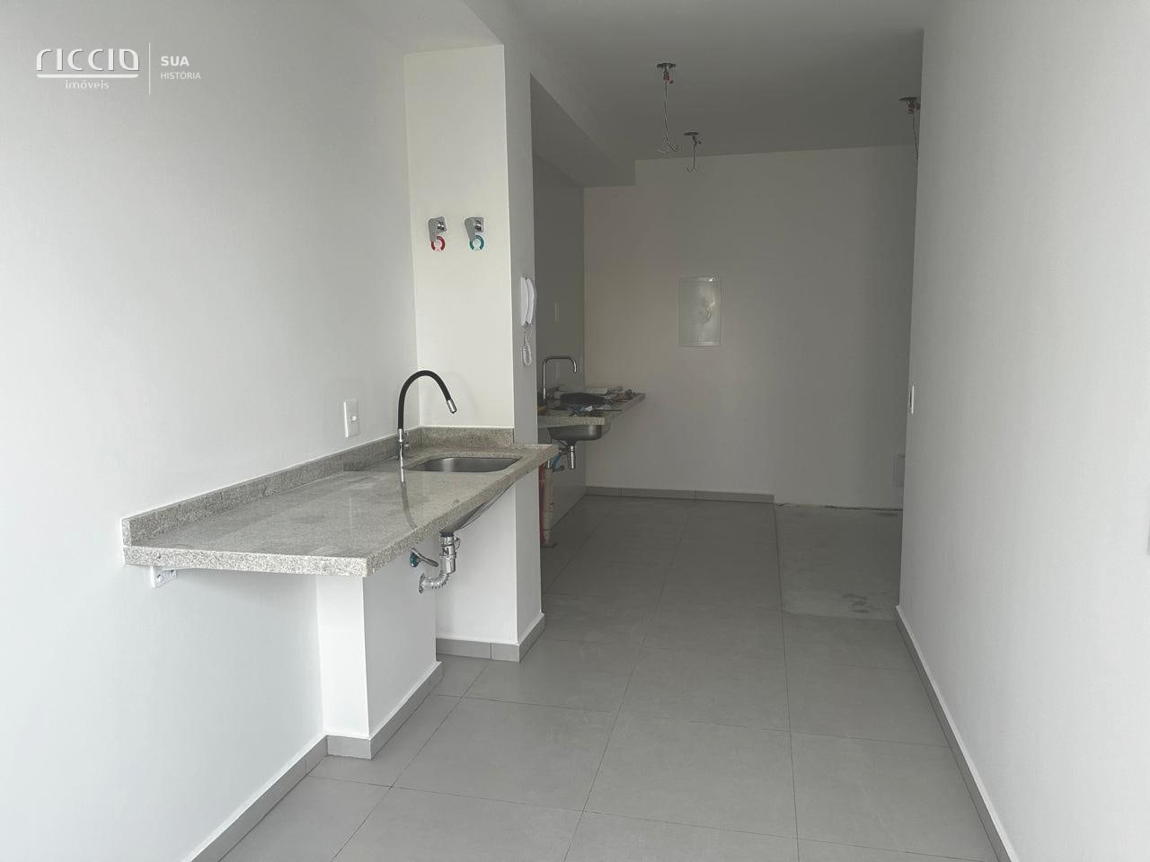 Apartamento - Kingdoom Towers - Jardim das Colinas, 41 m² - 1 Suíte, 1 Vaga + HobbyBox