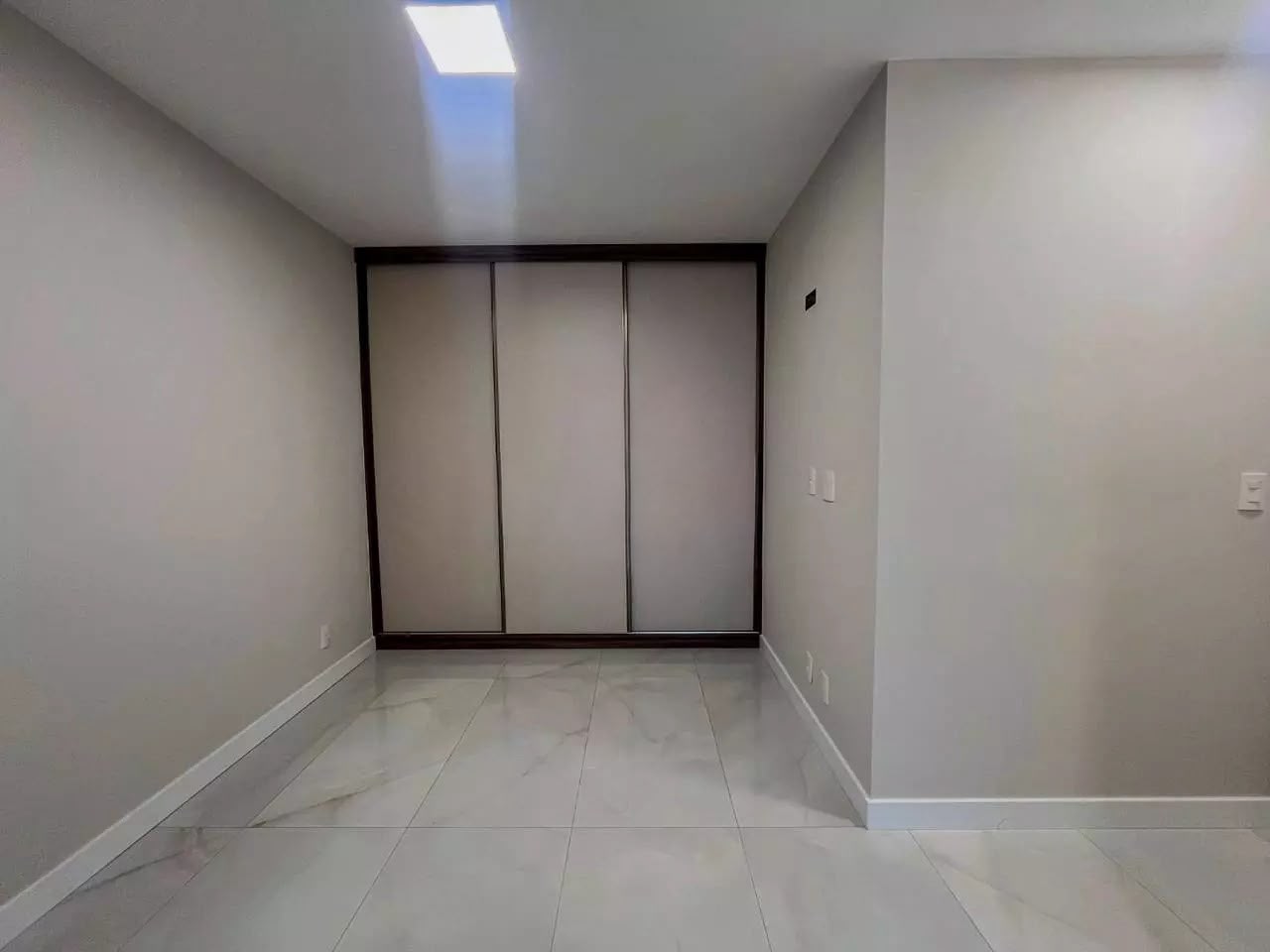 Apartamento à venda no Condomínio Royal Park — imagem 4 de 16