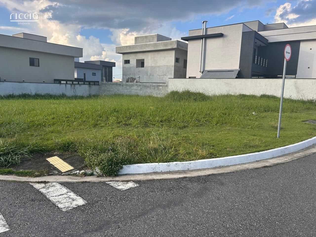 Terreno à venda no Loteamento Floresta — ambiente interno