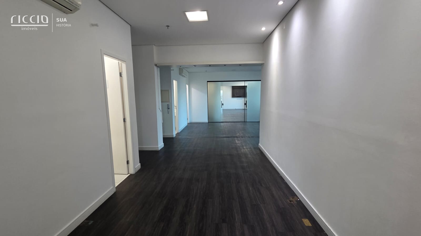 Sala / Conjunto à venda no Jardim das Colinas — detalhe do imóvel