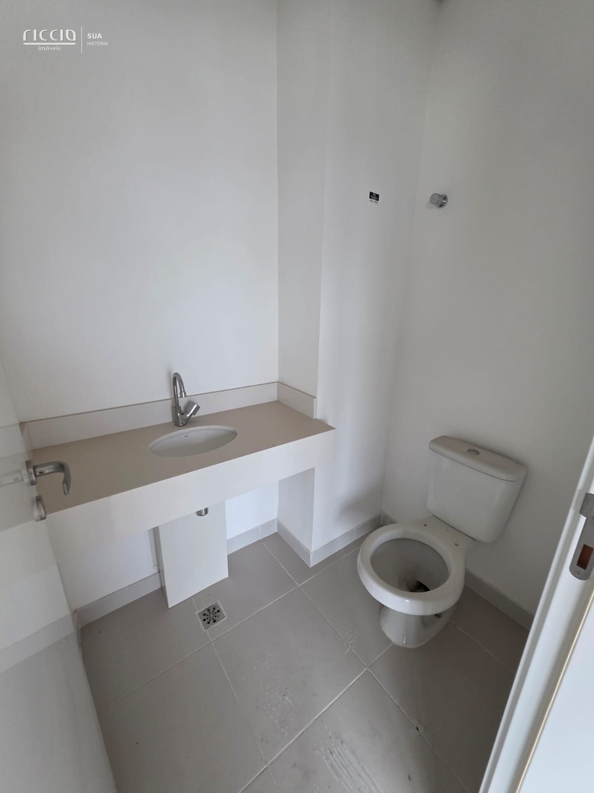 Apartamento à venda no Centro — imagem 6 de 13
