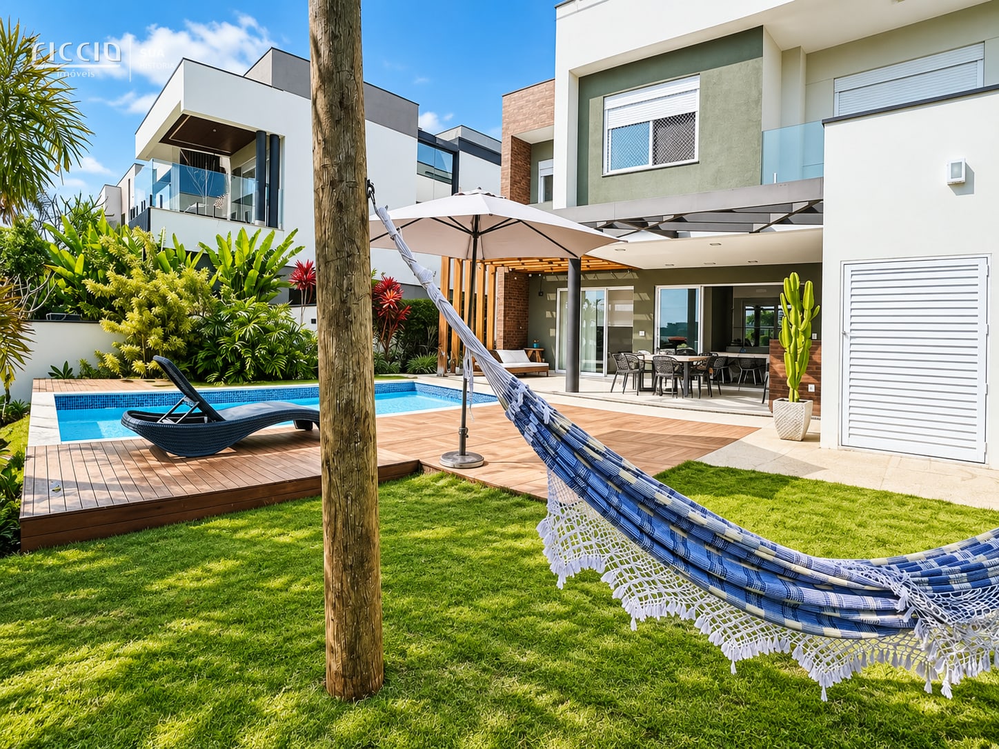 Casa em Condomínio à venda no Urbanova — ambiente interno