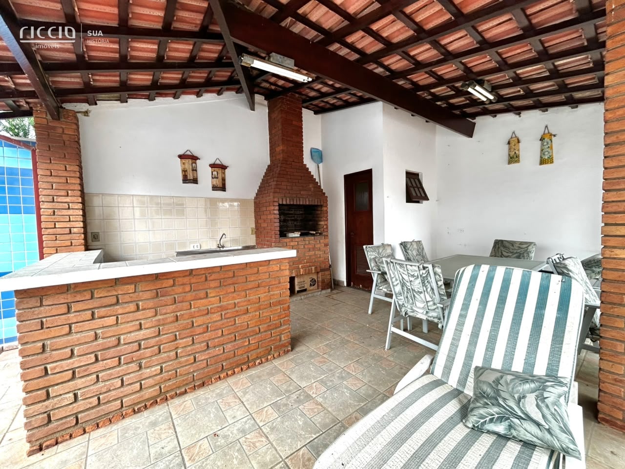 Casa em Condomínio à venda no Jardim das Colinas — imagem 26 de 29