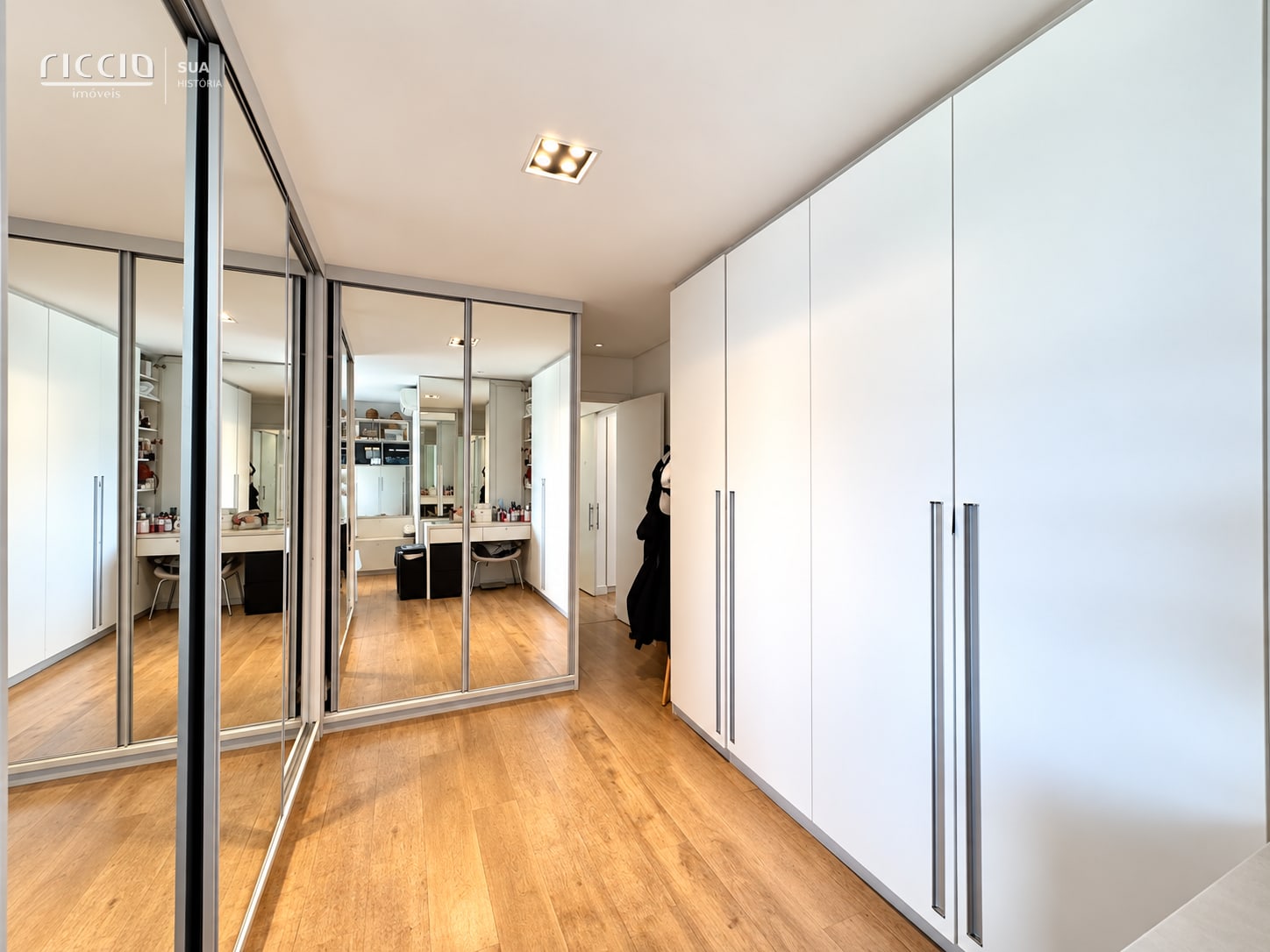 Apartamento à venda no Jardim das Colinas — imagem 26 de 27