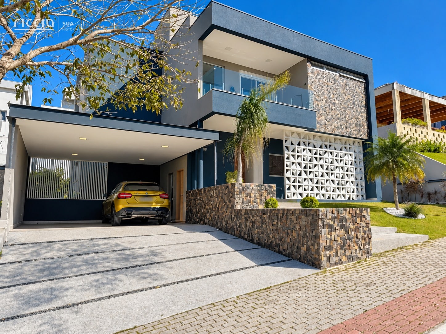 Casa a Venda em Condomínio Santa Izabel - Urbanova
