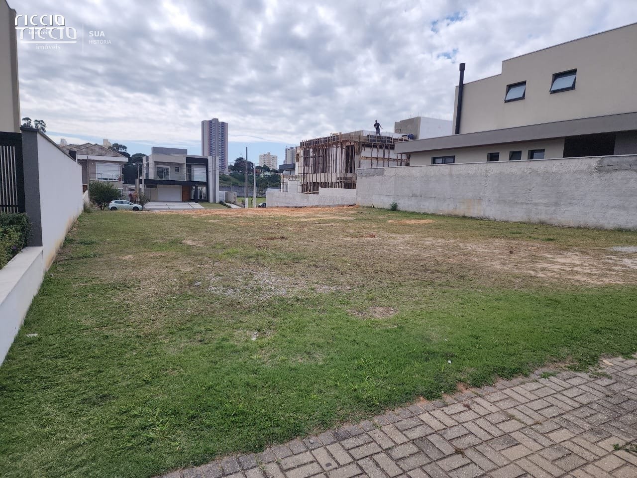 Terreno à venda no Jardim Aquarius — detalhe do imóvel
