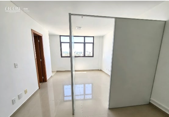 Sala / Conjunto à venda no Centro — imagem 4 de 9