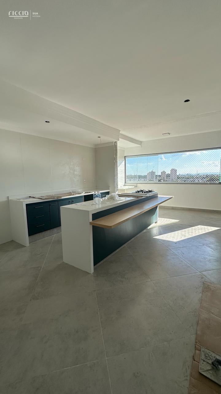 Apartamento à venda no Palmeiras de São José — ambiente interno