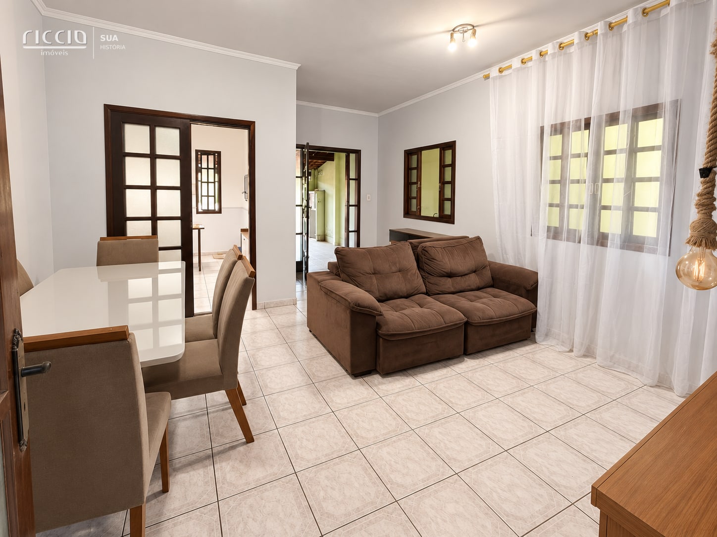 Casa à venda no Jardim Satélite — detalhe do imóvel
