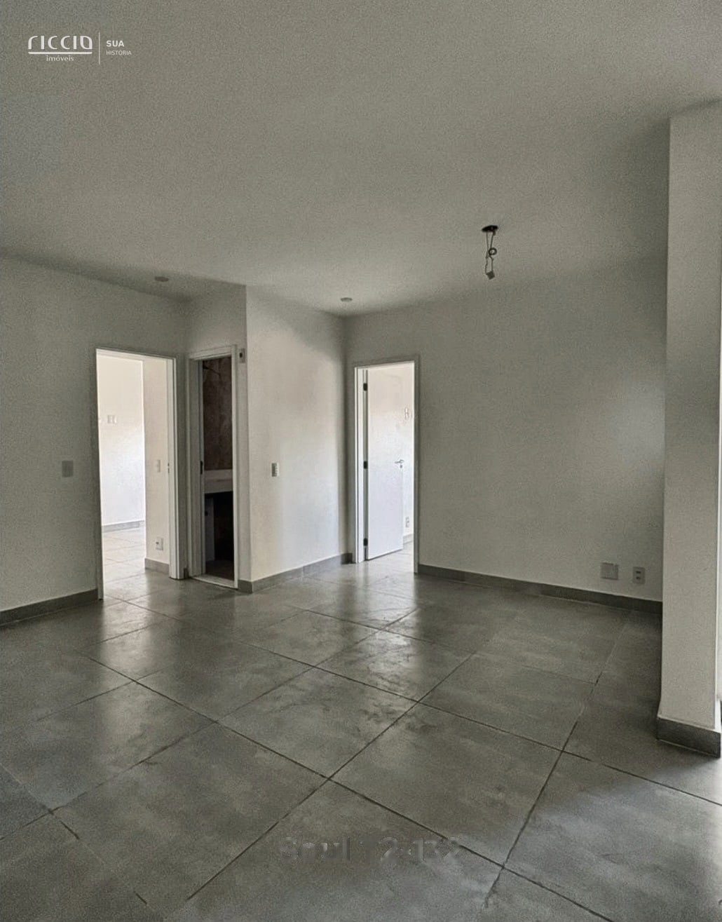 Apartamento à venda no Parque Industrial — ambiente interno