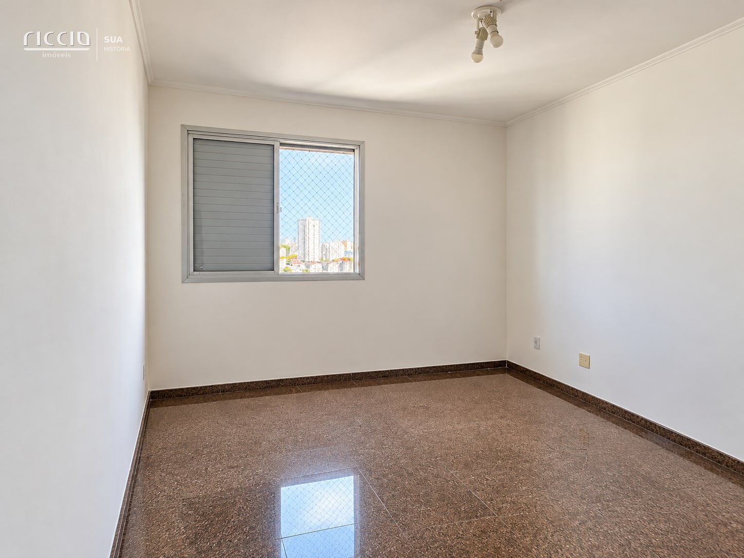 Apartamento à venda no Centro — imagem 9 de 13