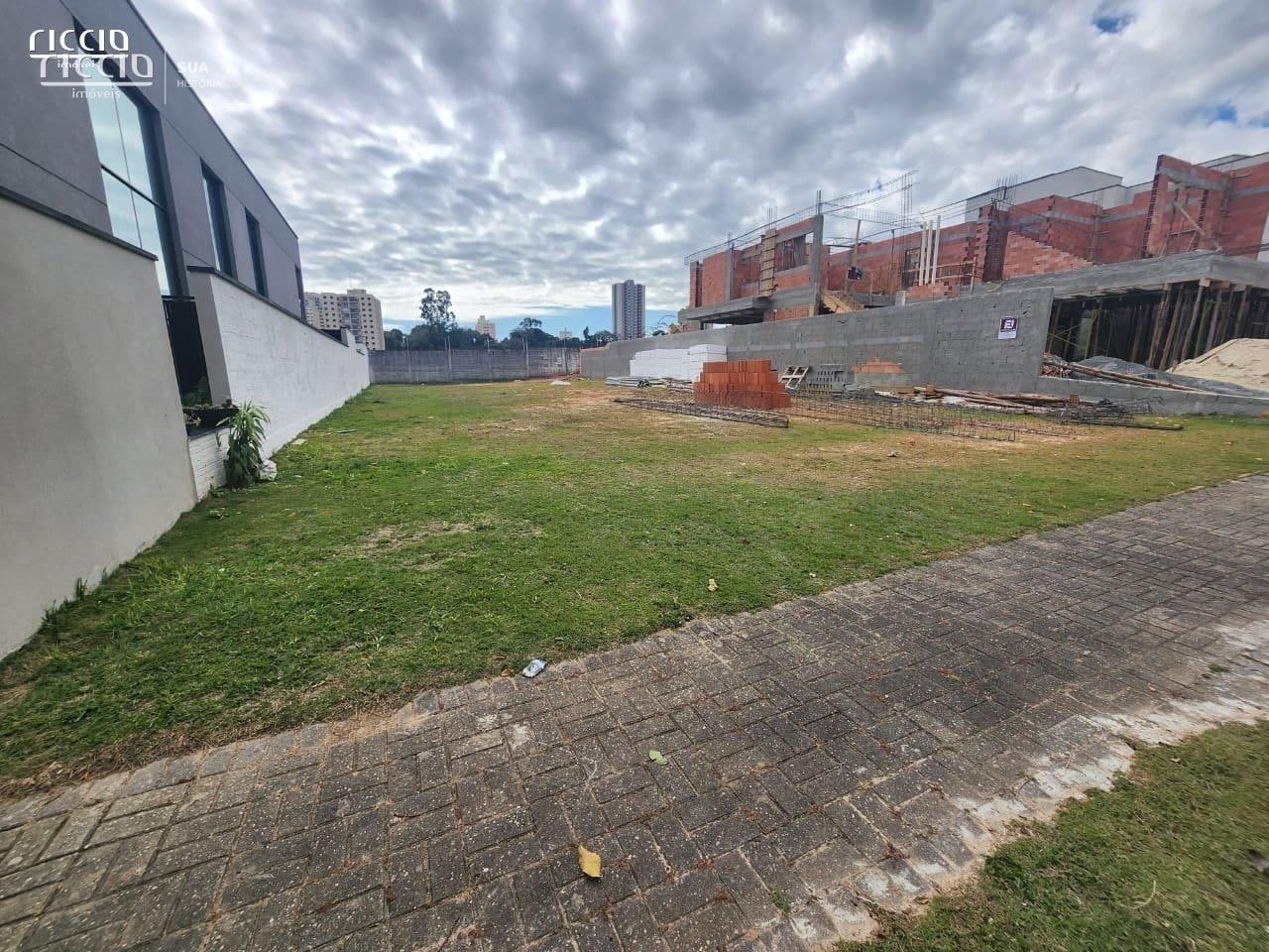 Terreno à venda no Jardim Aquárius — imagem 6 de 8