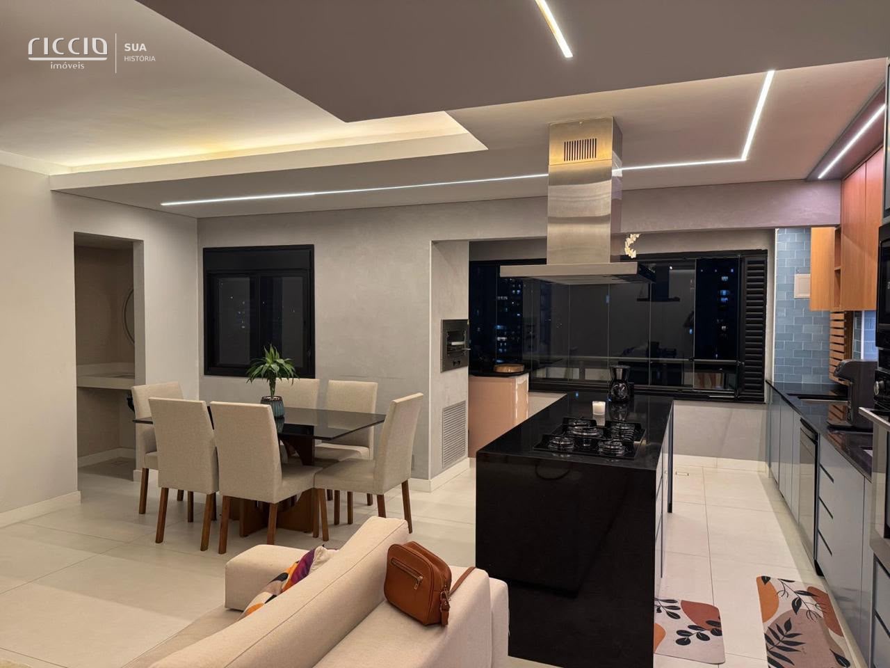 Apartamento à venda no Floradas de São José — ambiente interno