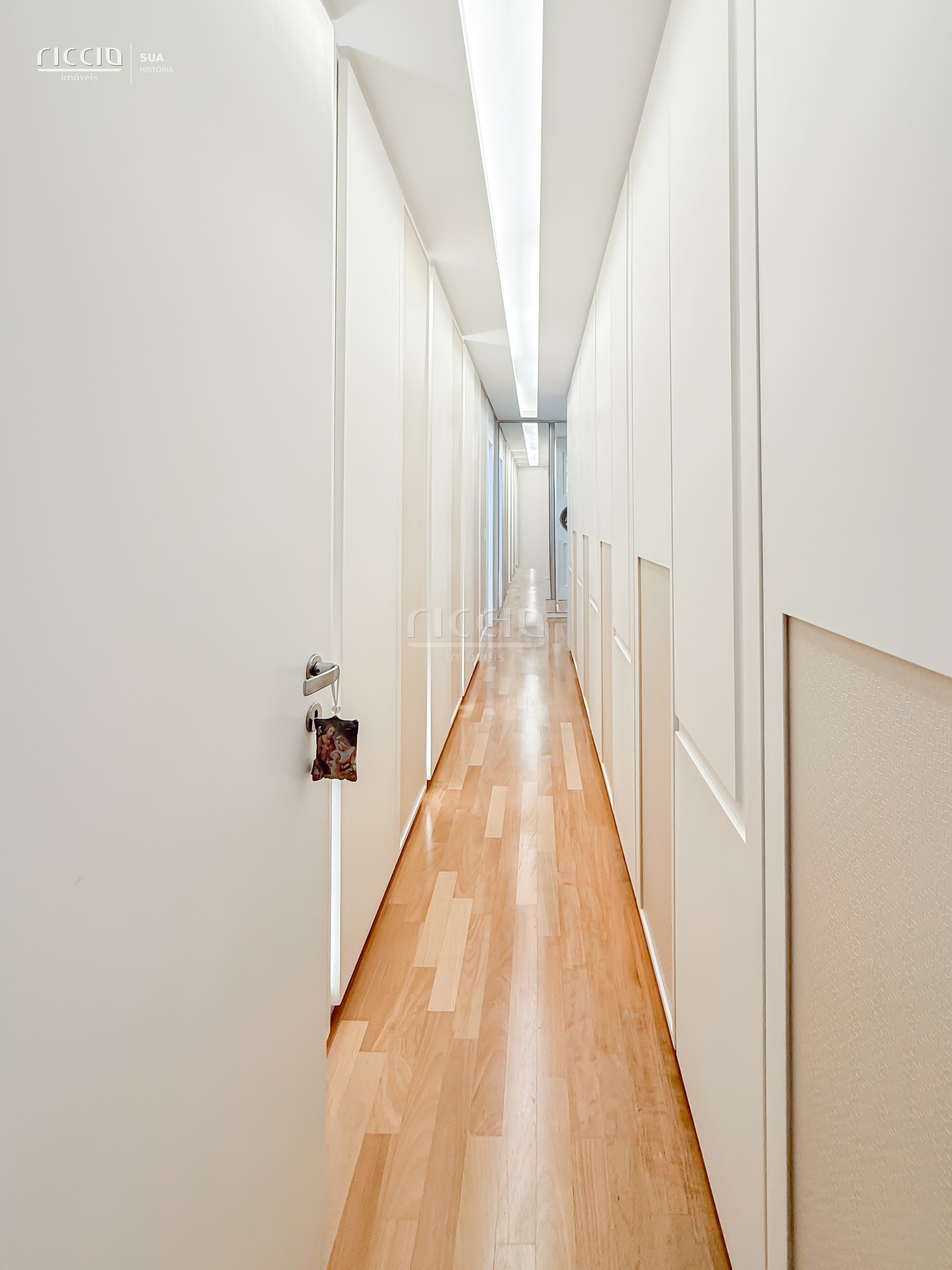 Apartamento à venda no Jardim das Colinas — imagem 20 de 38
