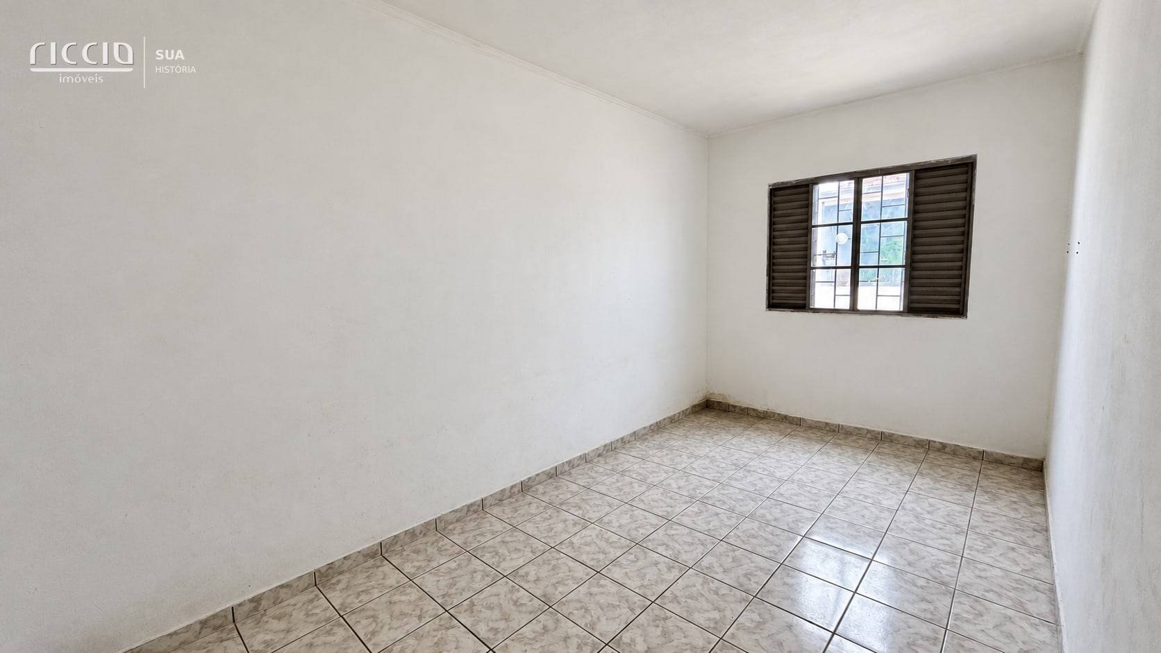 Casa à venda no Vale dos Pinheiros — imagem 10 de 15