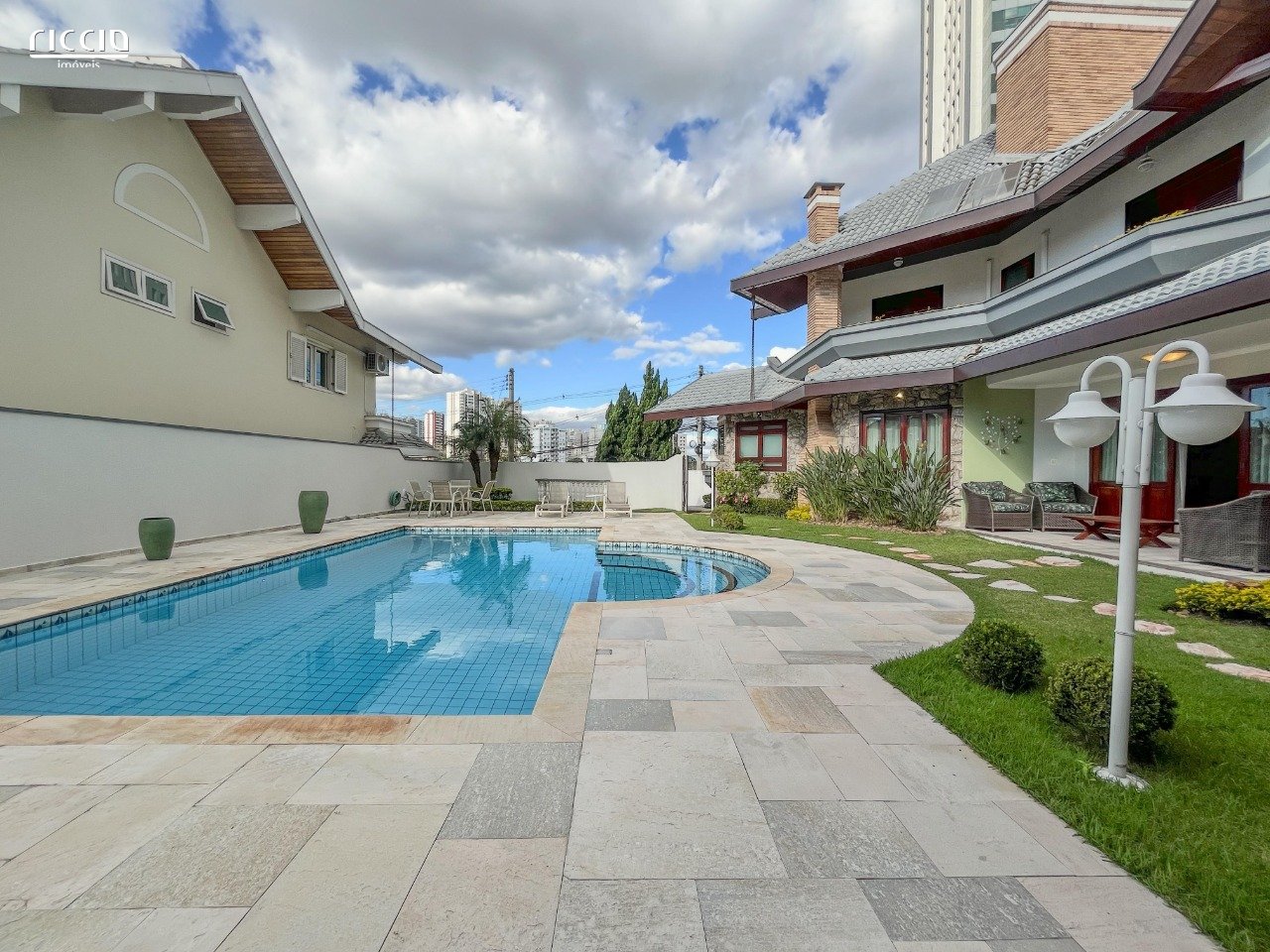 Casa em Condomínio à venda no Jardim das Colinas — imagem 41 de 41