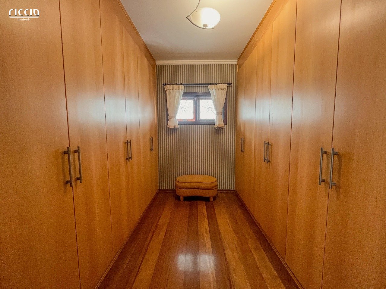 Casa em Condomínio à venda no Jardim das Colinas — imagem 21 de 41