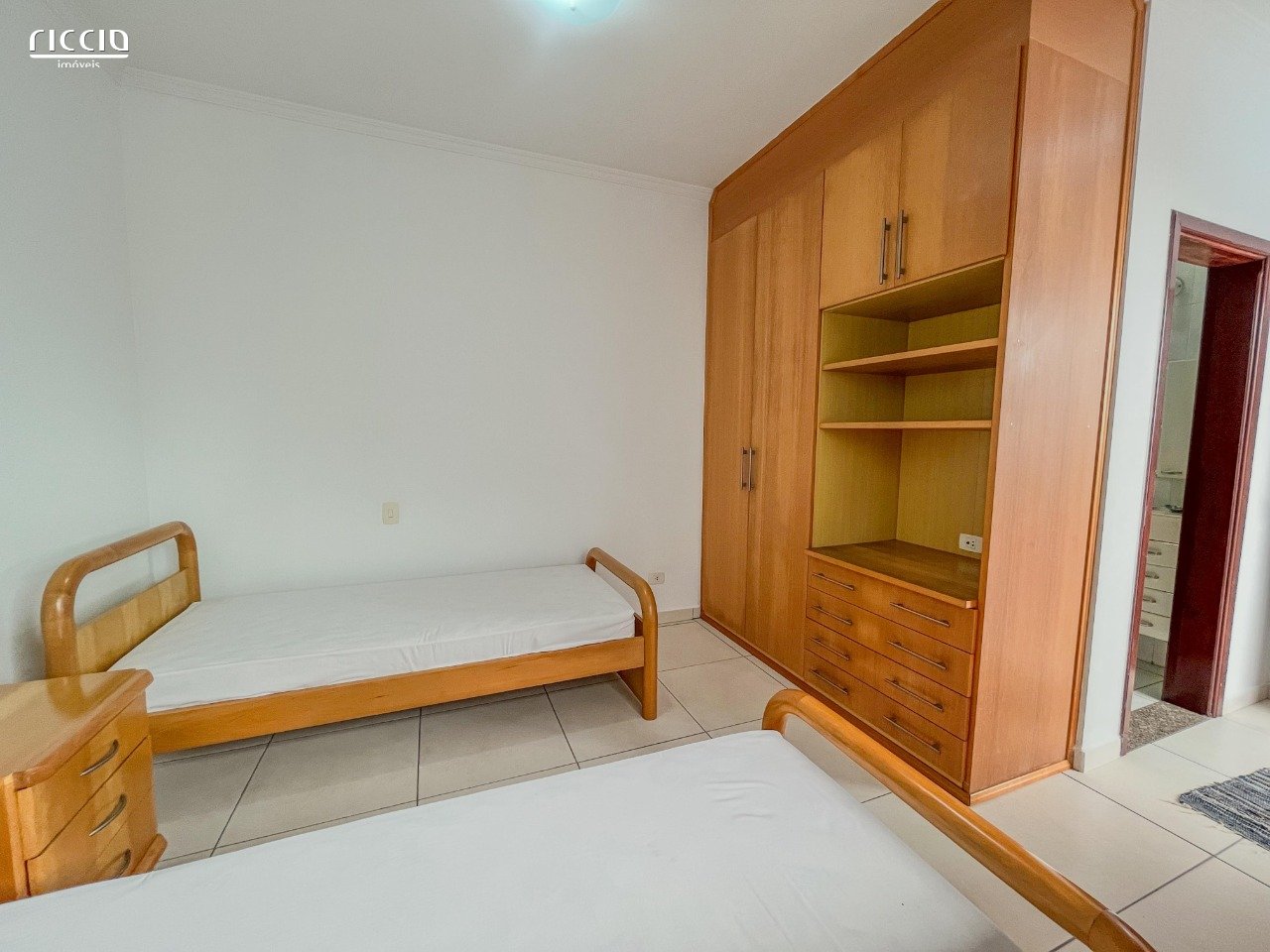 Casa em Condomínio à venda no Jardim das Colinas — imagem 16 de 41