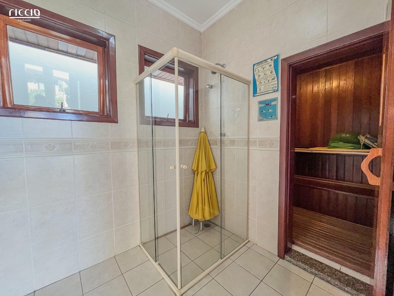 Casa em Condomínio à venda no Jardim das Colinas — imagem 35 de 41