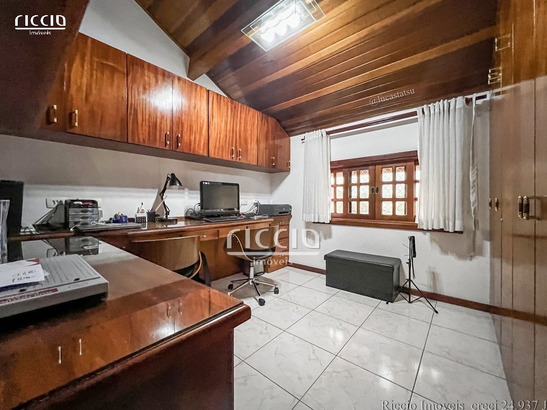Casa em Condomínio à venda no Jardim das Colinas — imagem 48 de 55