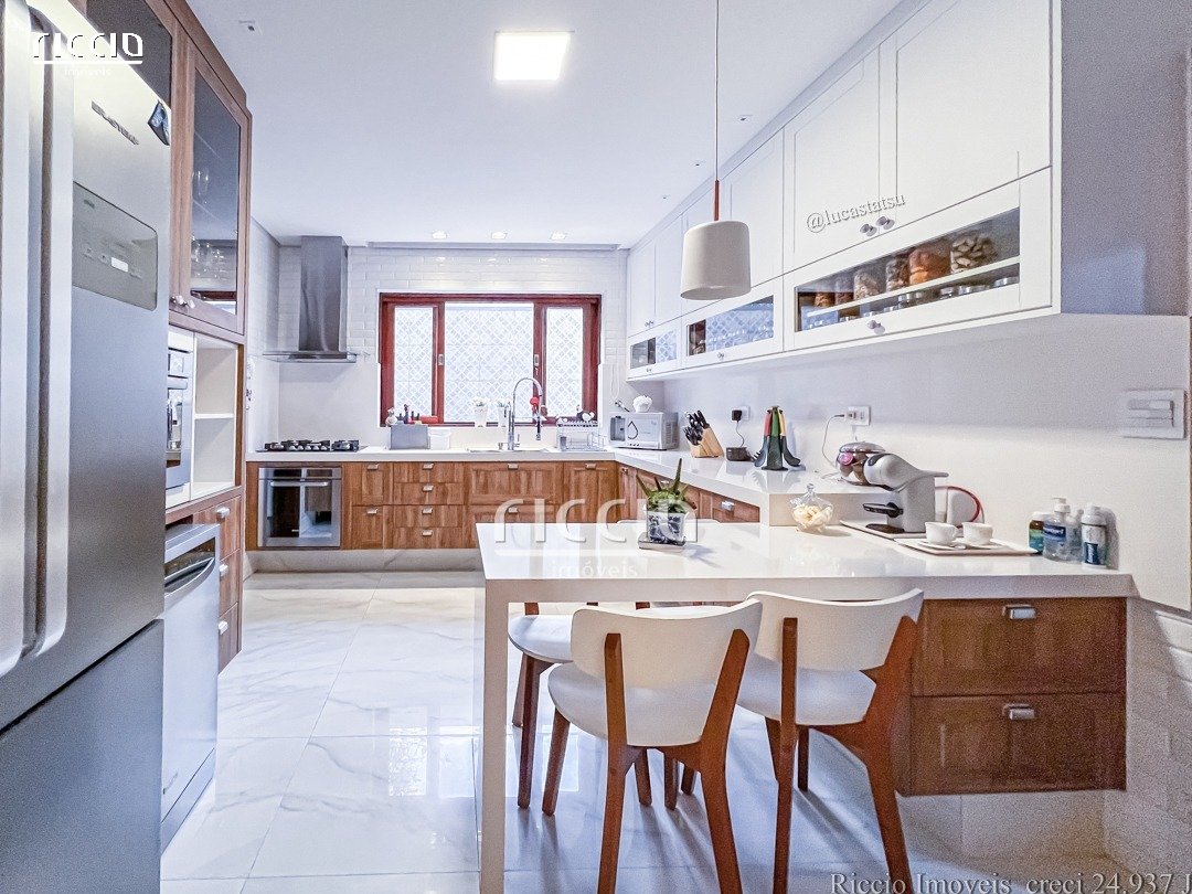 Casa em Condomínio à venda no Jardim das Colinas — imagem 12 de 55