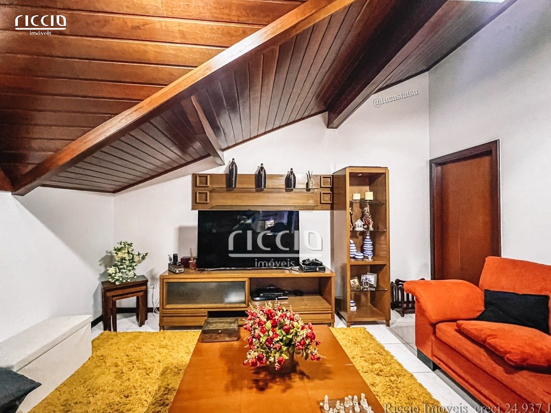 Casa em Condomínio à venda no Jardim das Colinas — imagem 46 de 55