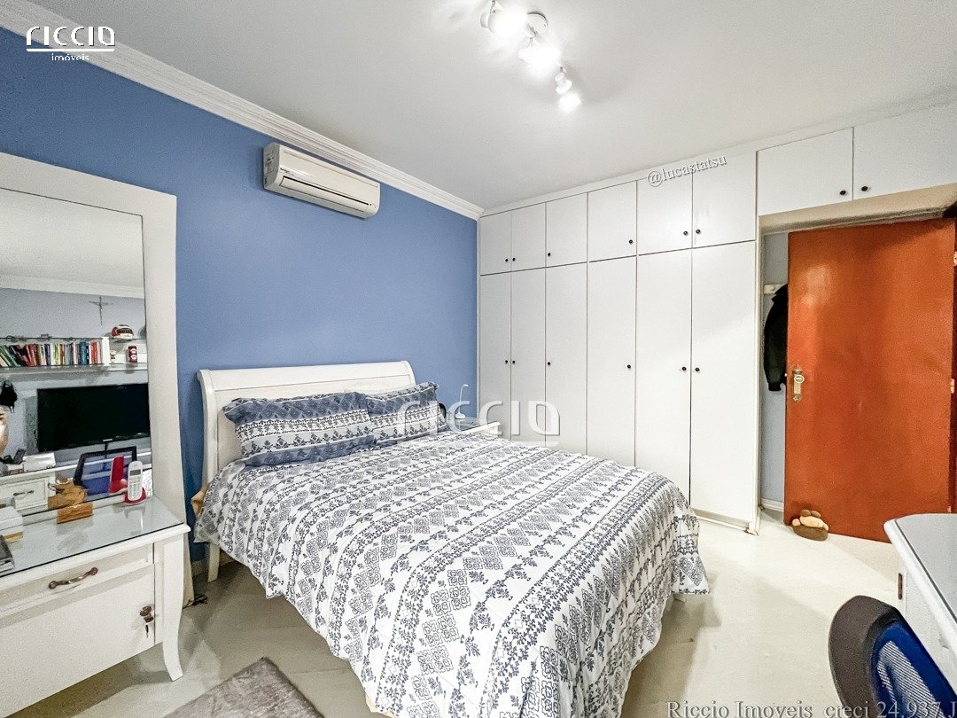 Casa em Condomínio à venda no Jardim das Colinas — imagem 36 de 55