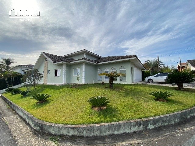 Casa em Condomínio à venda no Terras de Santana — ambiente interno