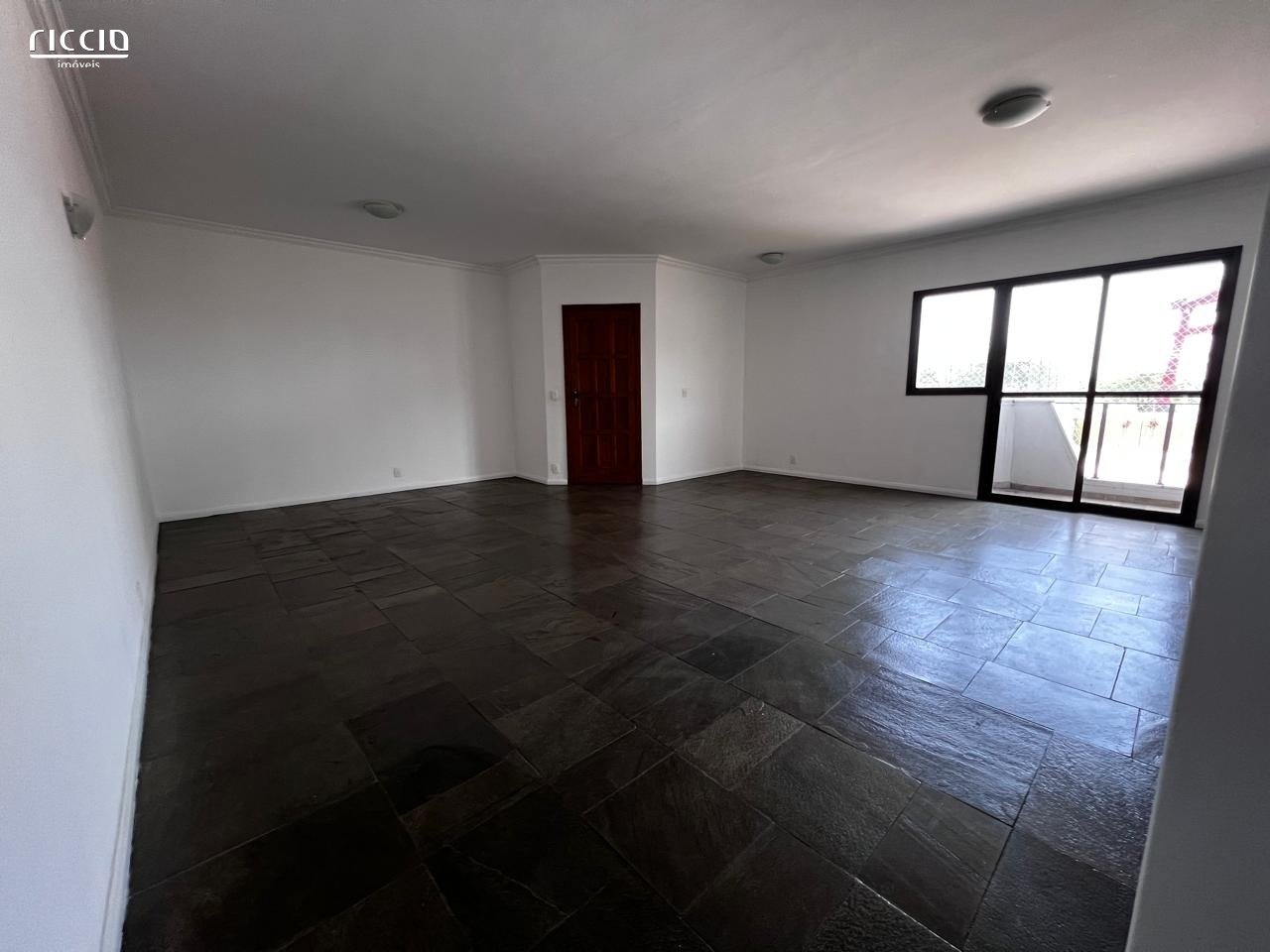 Apartamento à venda no Jardim Aquarius — ambiente interno