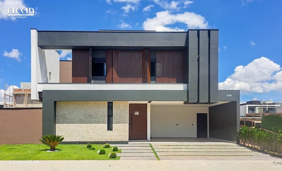 Casa em Condomínio à venda no Urbanova — ambiente interno