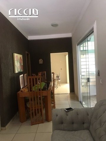 Casa à venda no Jardim Alvorada — ambiente interno