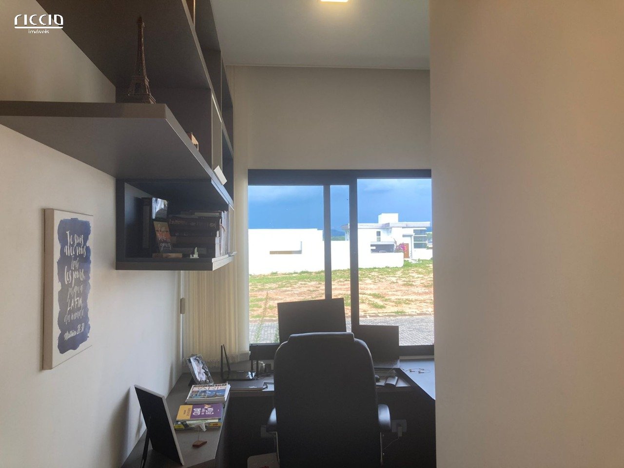 Casa em Condomínio à venda no Parque Residencial Maria Elmira — imagem 11 de 17