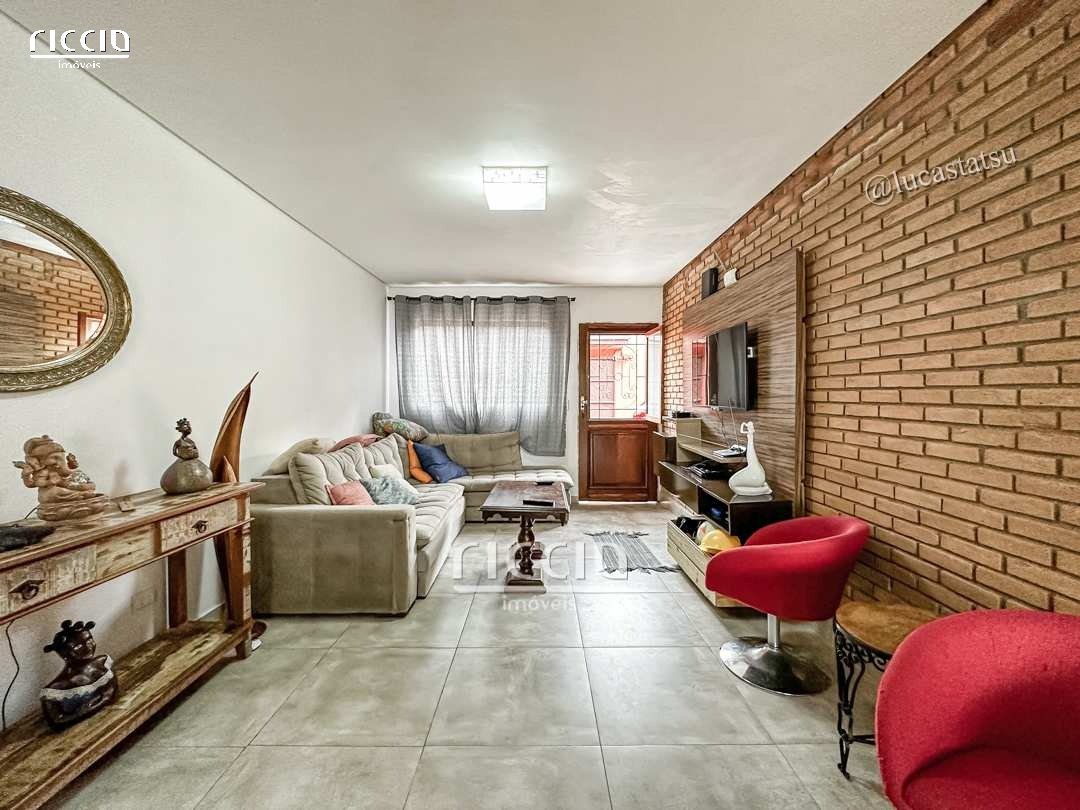Casa à venda no Jardim Apolo — ambiente interno