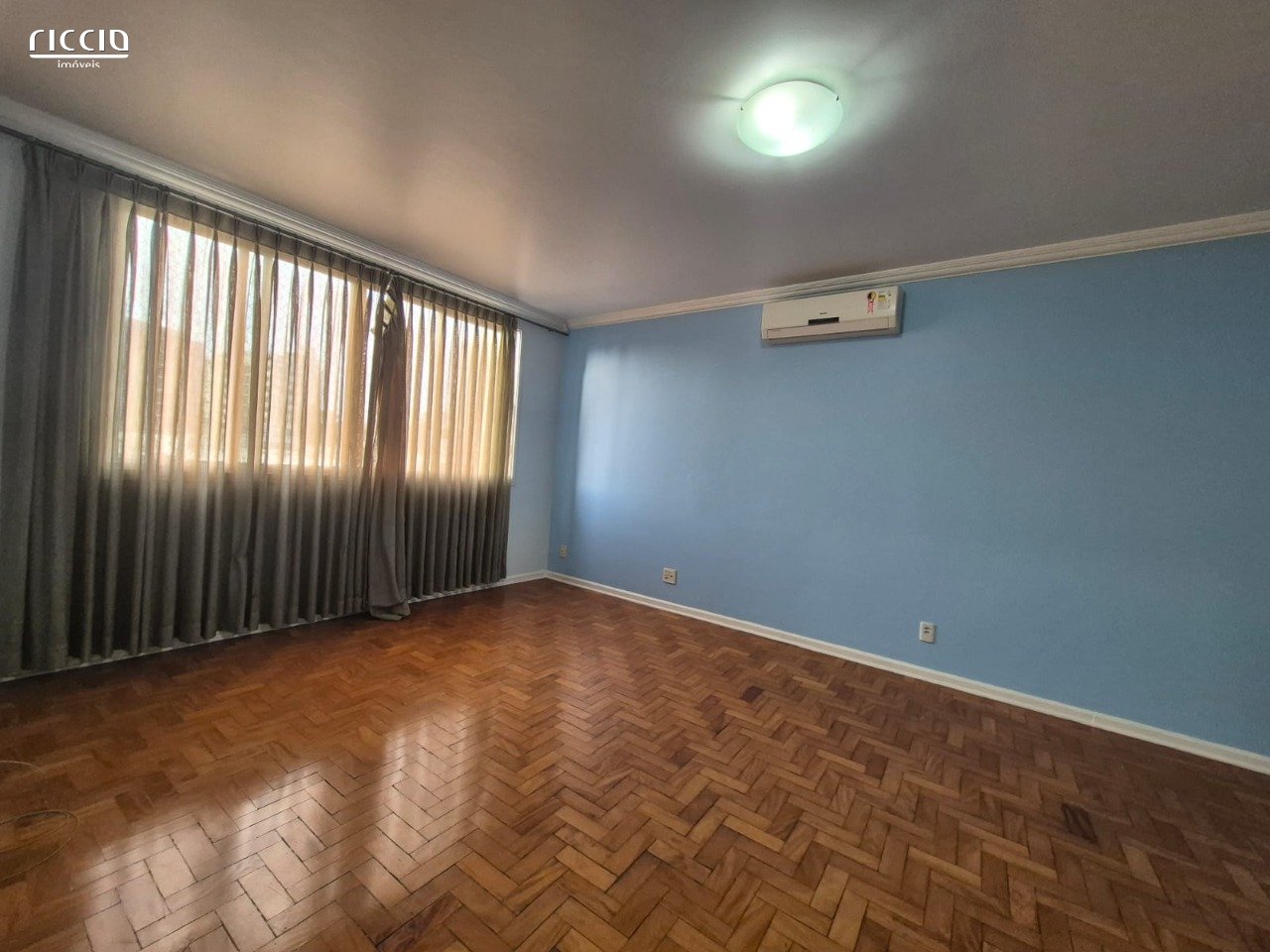 Apartamento à venda no Centro — ambiente interno