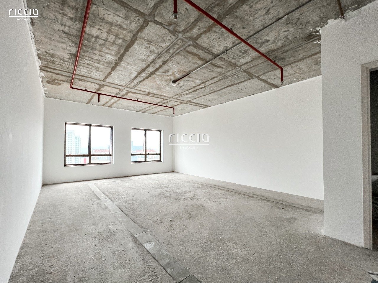 Sala Comercial 33m² - 1 vagas