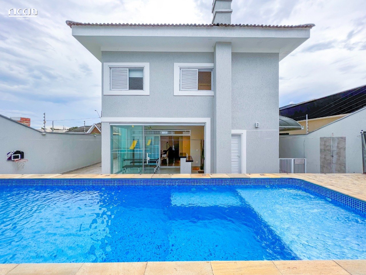 Casa em Condomínio à venda no Residencial Terras do Vale — detalhe do imóvel