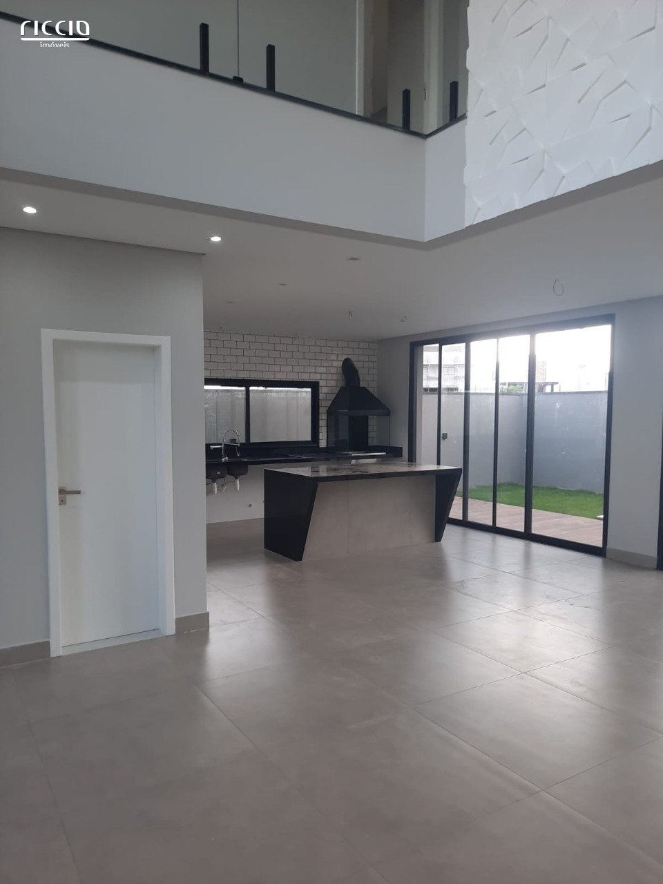 Casa em Condomínio à venda no Bairro da Floresta — imagem 4 de 16