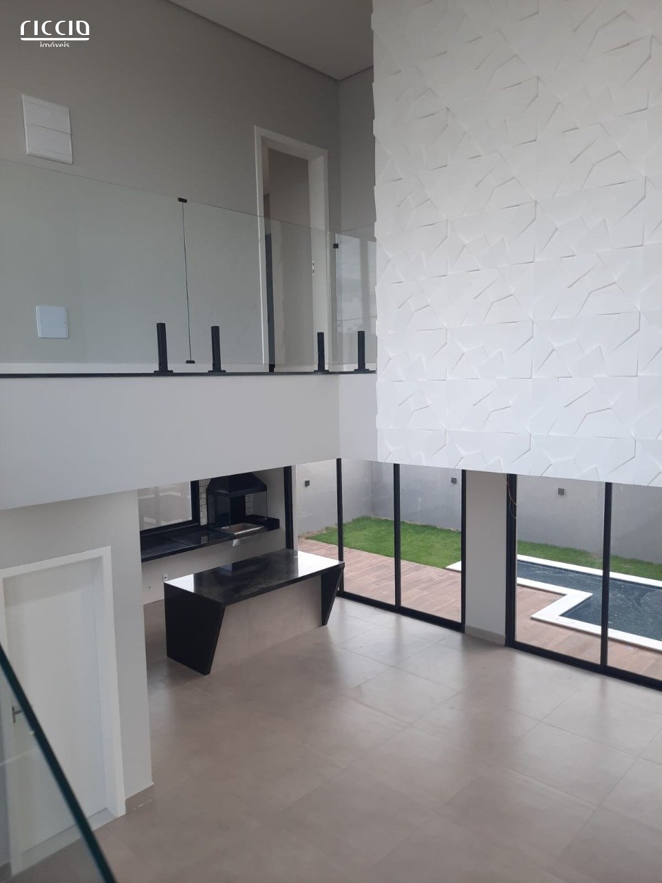 Casa em Condomínio à venda no Bairro da Floresta — detalhe do imóvel