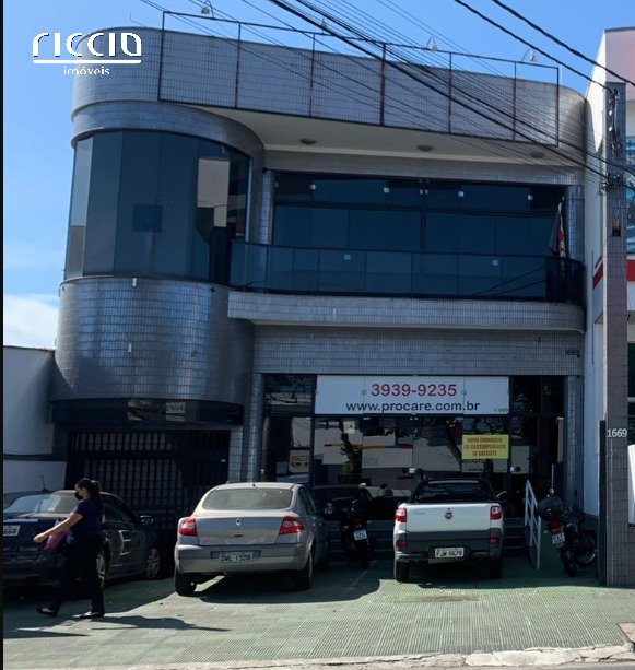 imóvel comercial localizado na Av. Andrômeda para Venda