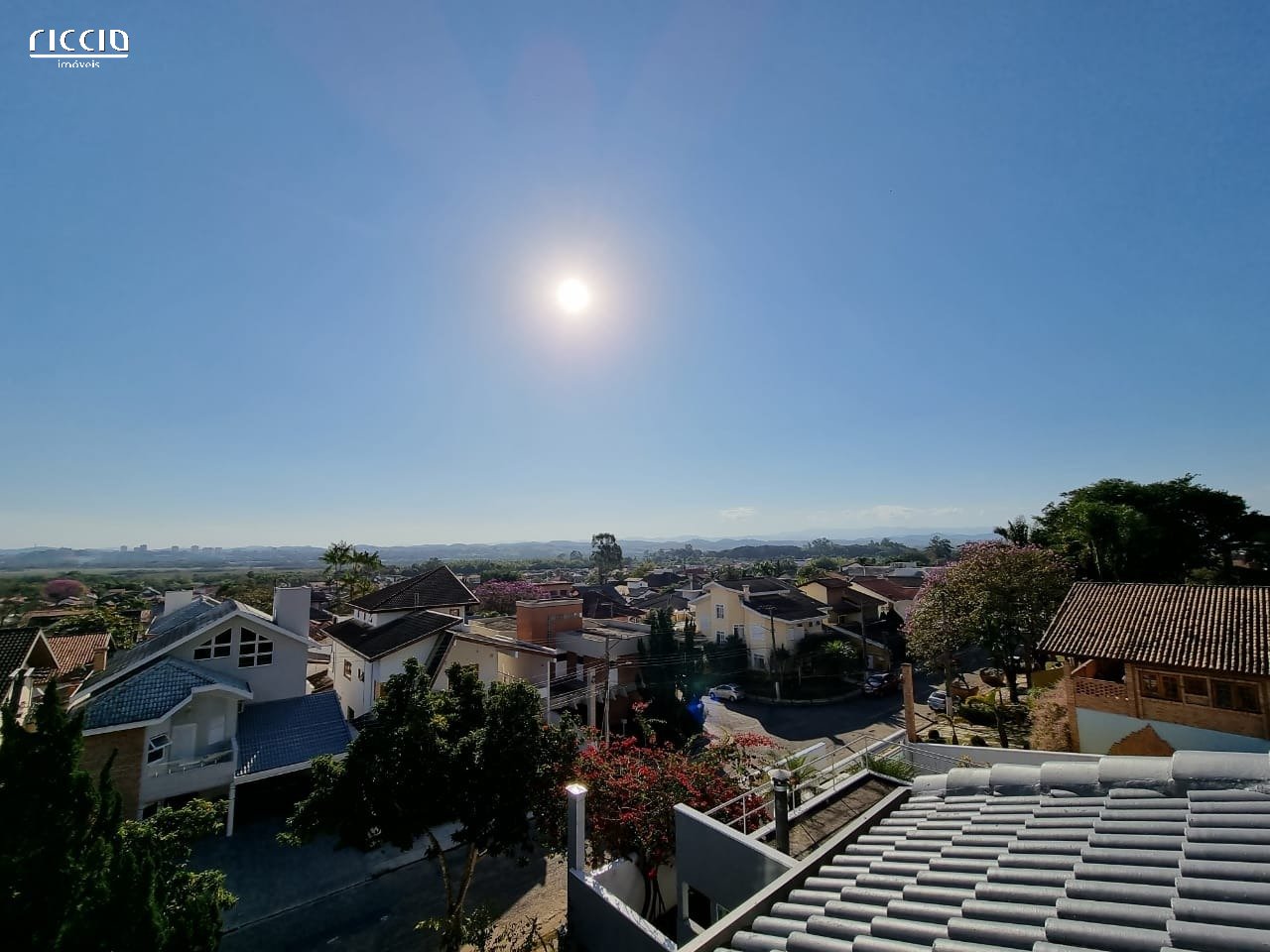 Casa em Condomínio à venda no Jardim das Colinas — imagem 29 de 36