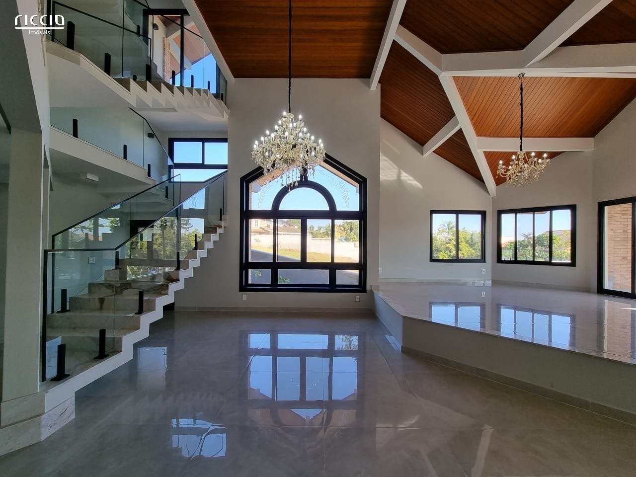 Casa em Condomínio à venda no Jardim das Colinas — imagem 5 de 36