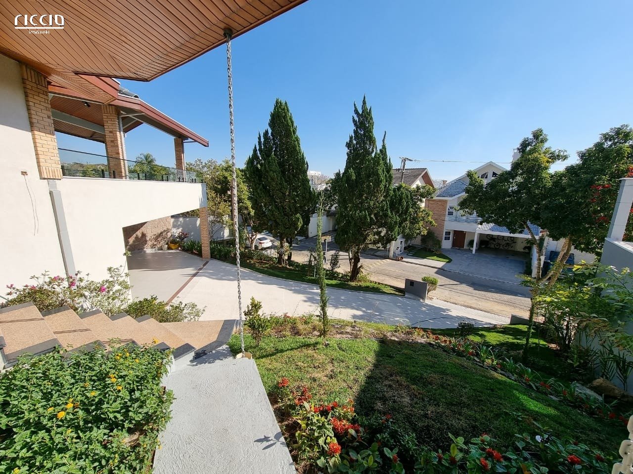 Casa em Condomínio à venda no Jardim das Colinas — detalhe do imóvel