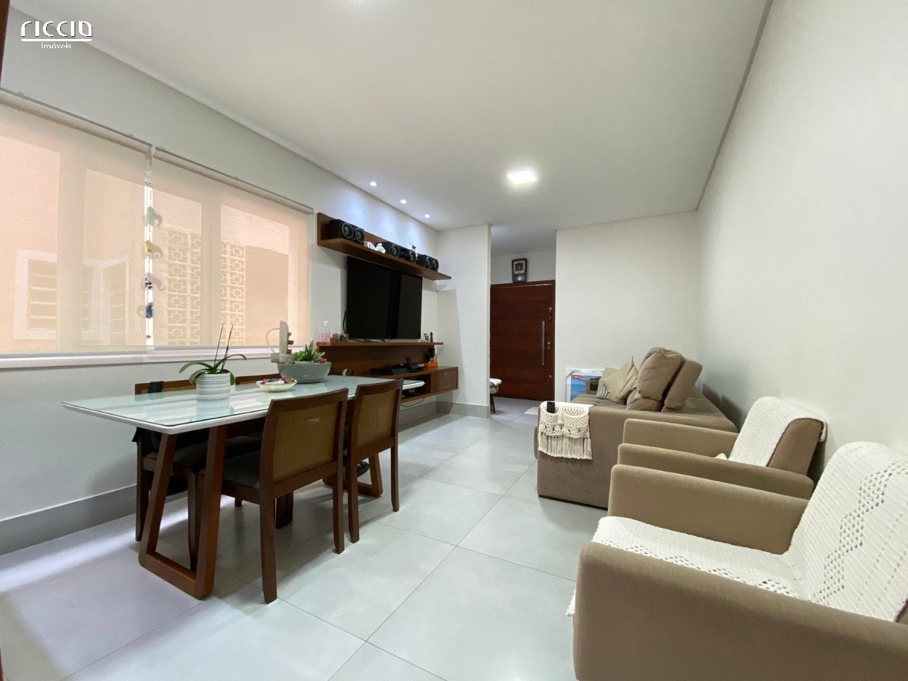Casa à venda no Jardim Alvorada — ambiente interno
