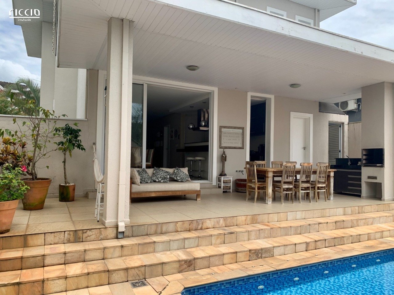 Casa em Condomínio à venda no Urbanova — ambiente interno