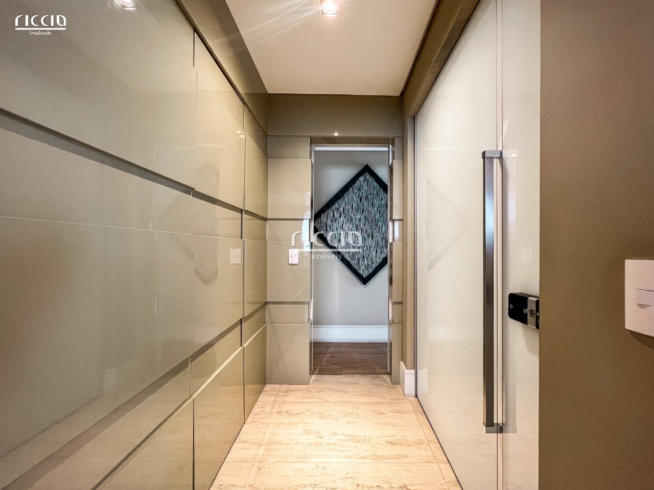 Apartamento à venda no Vila Adyana — detalhe do imóvel