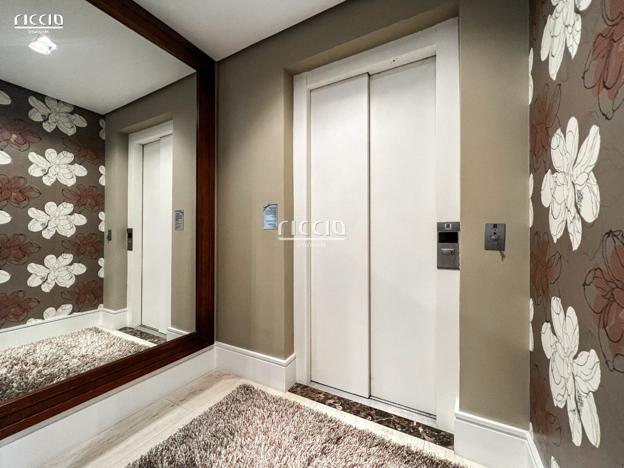 Apartamento à venda no Vila Adyana — ambiente interno