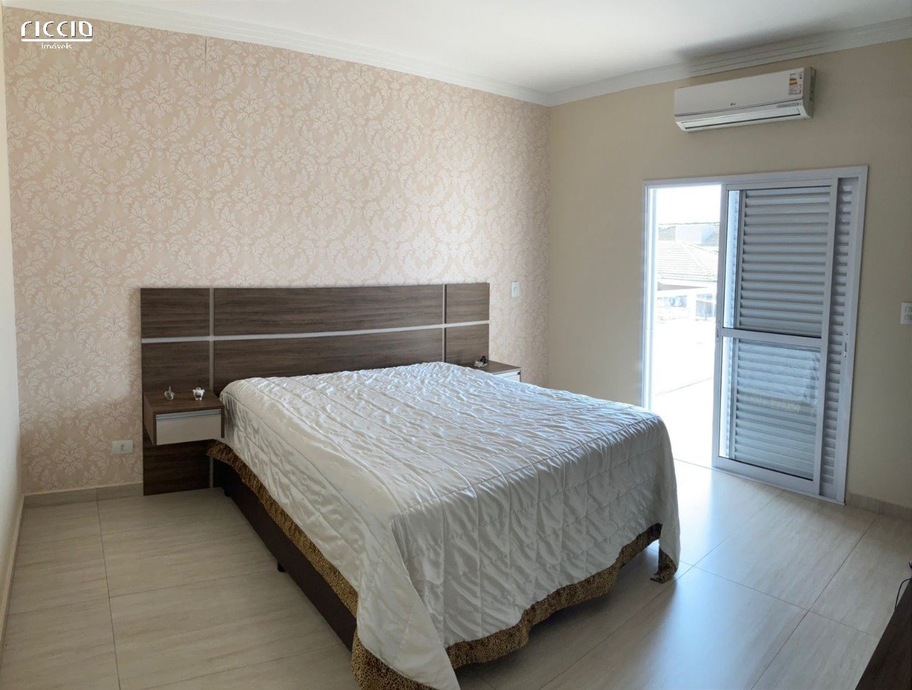 Casa em Condomínio à venda no Jardim Califórnia — imagem 9 de 17
