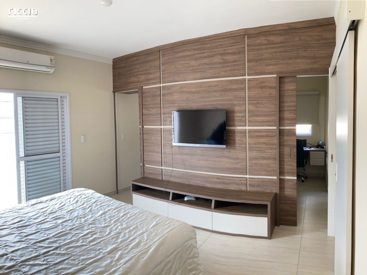 Casa em Condomínio à venda no Jardim Califórnia — detalhe do imóvel