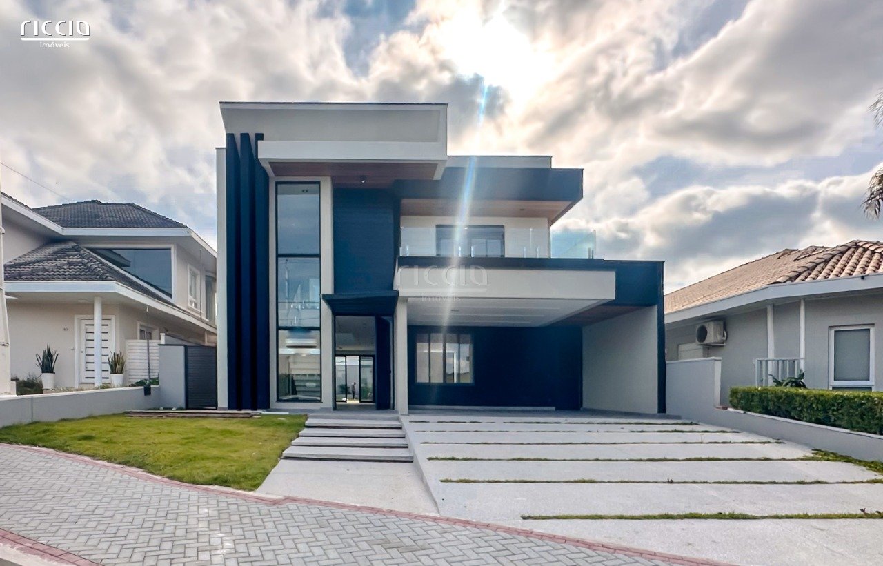 Luxo e Sofisticação no Altos da Serra V - Sobrados dos Sonhos no Urbanova - 4 SUÍTES, 582 m² terreno e 360 m² Útil, Piscina/Armários Planejados