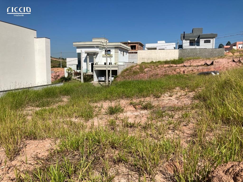 Terreno à venda no Bairro da Floresta — ambiente interno